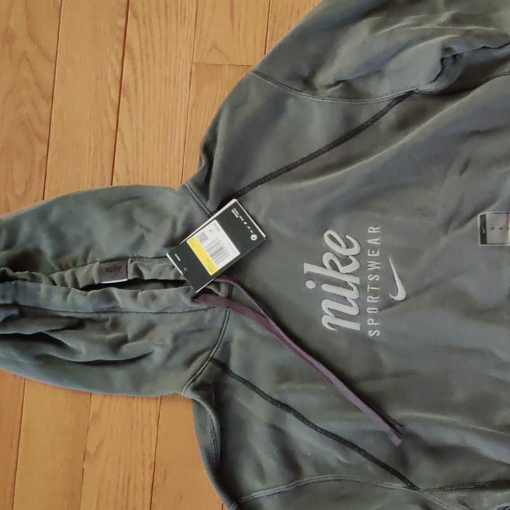 Nike Men's sweatshirt - Picture 7 of 9